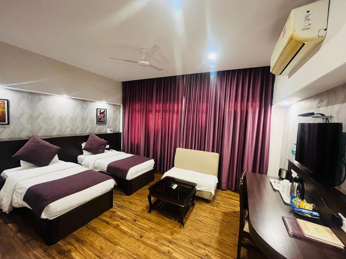 Hotel The Great Ganga Risikés Kültér fotó